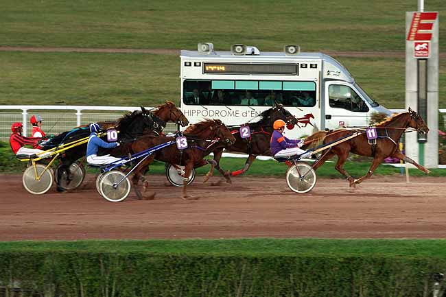 Arrivée quinté pmu PRIX DU PALAIS BOURBON à ENGHIEN