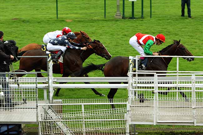 Arrivée quinté pmu PRIX DE L'ARMISTICE à COMPIEGNE