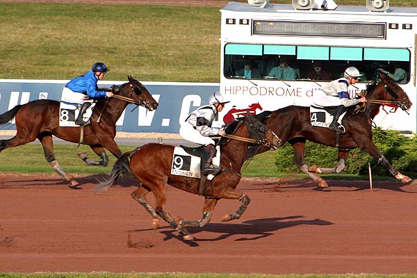 Arrivée quinté pmu PRIX DE LA PORTE SAINT-DENIS à ENGHIEN