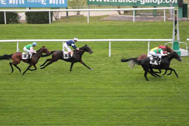 Arrivée quinté pmu GRAND HANDICAP DU VAL D'OR à SAINT-CLOUD