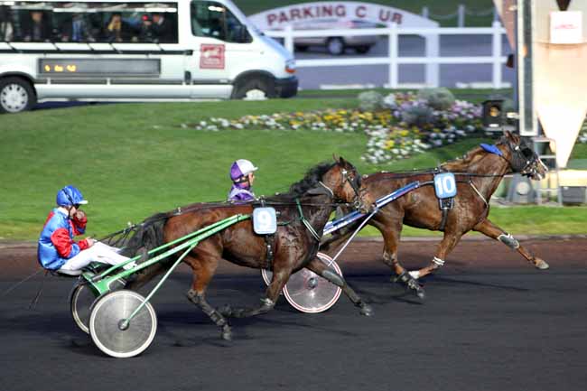 Arrivée quinté pmu PRIX DE FOUILLOY à PARIS-VINCENNES