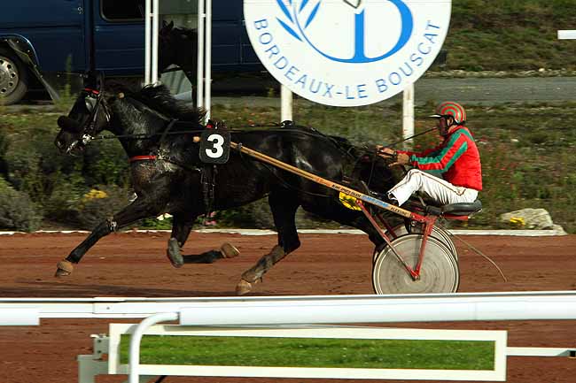 Arrivée quinté pmu PRIX EAUX DE BORDEAUX (PRIX COKTAIL JET) à BORDEAUX-LE BOUSCAT
