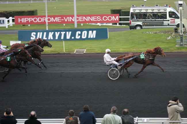 Arrivée quinté pmu PRIX DE BACQUEVILLE à PARIS-VINCENNES