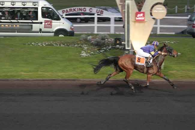 Arrivée quinté pmu PRIX DE VALENCIENNES à PARIS-VINCENNES