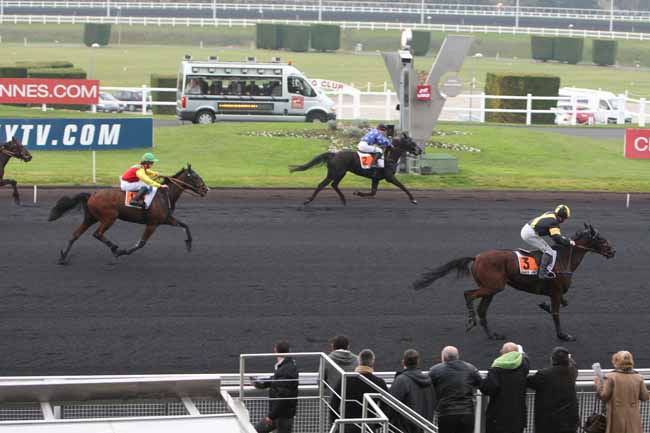 Arrivée quinté pmu PRIX DE CORMELLES à PARIS-VINCENNES