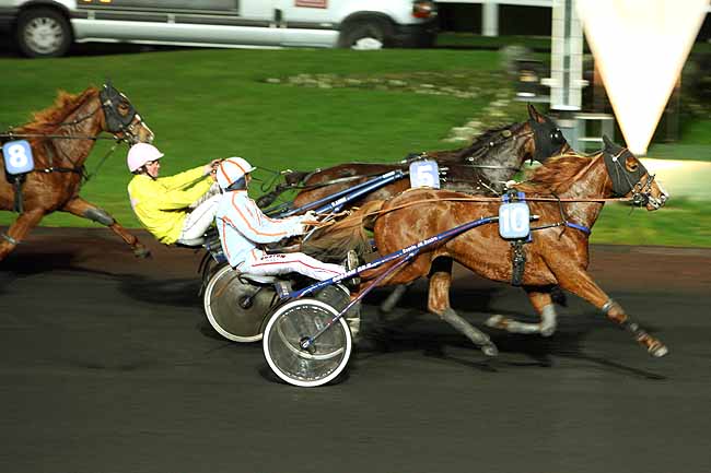 Arrivée quinté pmu PRIX DE MIRECOURT à PARIS-VINCENNES