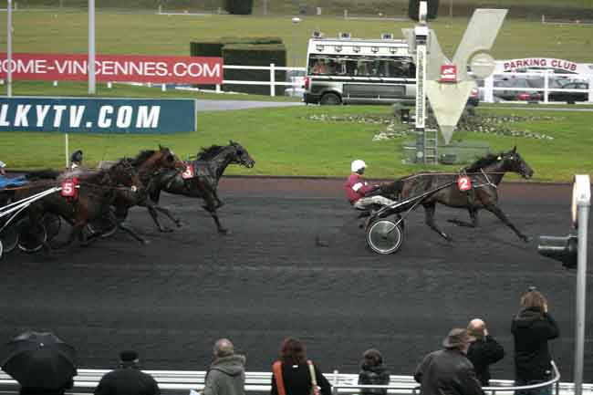 Arrivée quinté pmu PRIX DOYNEL DE SAINT-QUENTIN à PARIS-VINCENNES