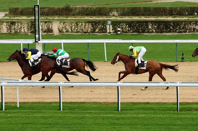 Arrivée quinté pmu PRIX DE COURMENIL à DEAUVILLE