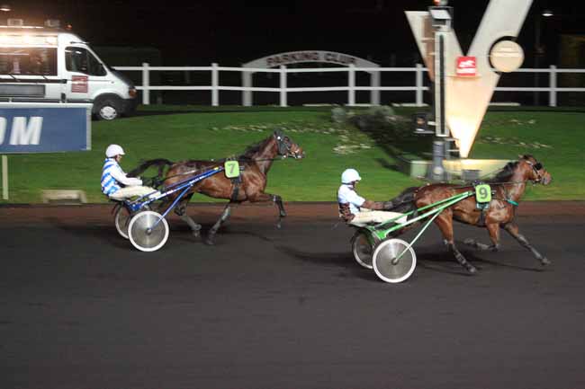 Arrivée quinté pmu PRIX DE QUINCY SOUS SENART à PARIS-VINCENNES