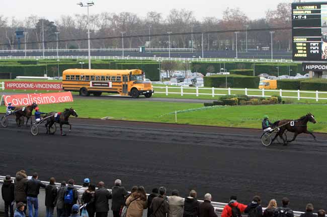 Arrivée quinté pmu PRIX DE CRECY LA CHAPELLE à PARIS-VINCENNES