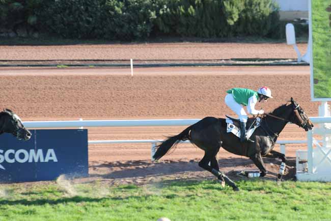 Arrivée quinté pmu PRIX DU GENERAL DU CORAIL à CAGNES-SUR-MER