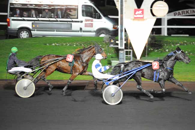 Arrivée quinté pmu PRIX THIA à PARIS-VINCENNES