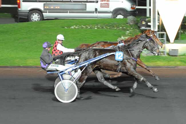 Arrivée quinté pmu PRIX DE CHAMBLY à PARIS-VINCENNES