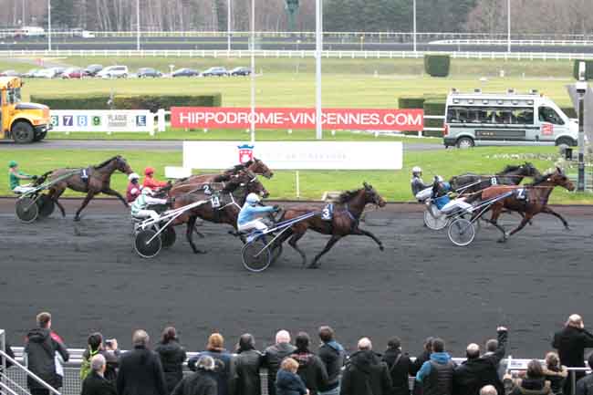 Arrivée quinté pmu CRITERIUM CONTINENTAL à PARIS-VINCENNES