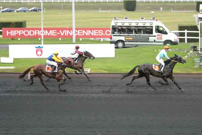 Arrivée quinté pmu PRIX DE VINCENNES à PARIS-VINCENNES