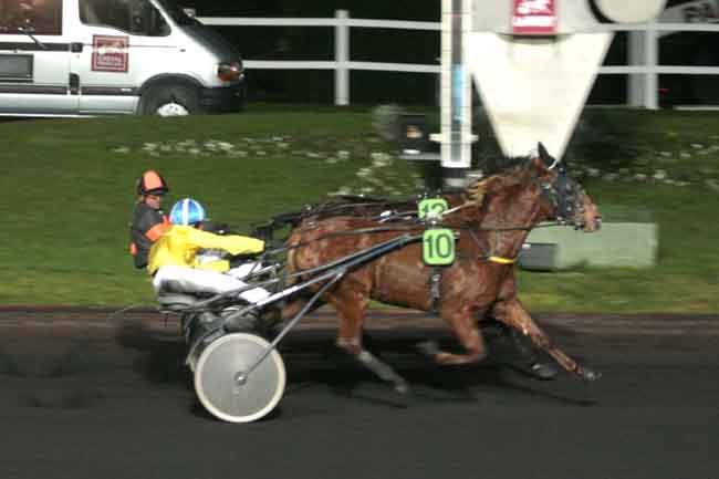 Arrivée quinté pmu PRIX DE FOUGERES à PARIS-VINCENNES