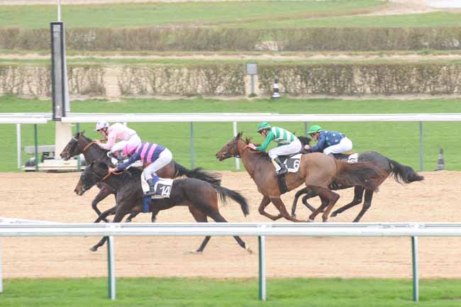 Arrivée quinté pmu PRIX DE BAUDRIERE à DEAUVILLE