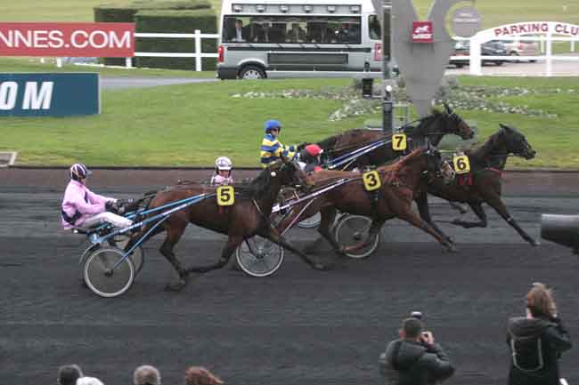 Arrivée quinté pmu PRIX DE NEUILLE PONT-PIERRE à PARIS-VINCENNES