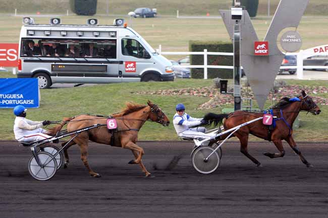Arrivée quinté pmu PRIX DE BAUGE à PARIS-VINCENNES