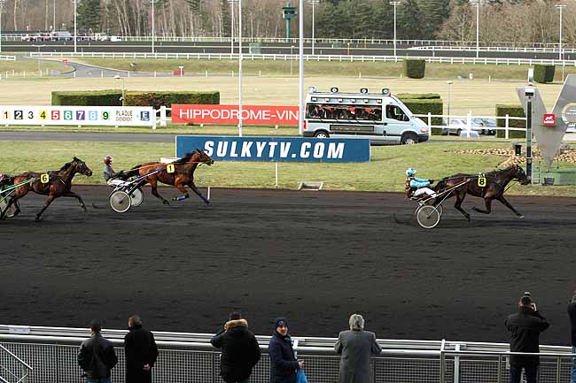 Arrivée quinté pmu PRIX DE BLAIN-BOUVRON-LE GAVRE à PARIS-VINCENNES