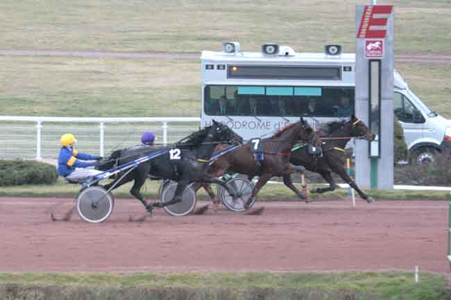 Arrivée quinté pmu PRIX DU BEAUJOLAIS à ENGHIEN