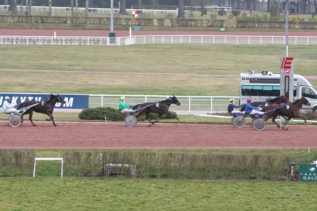 Arrivée quinté pmu PRIX DE MARENNES à ENGHIEN