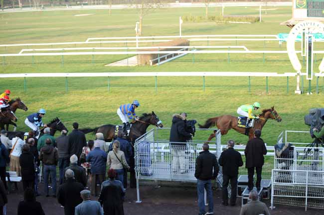 Arrivée quinté pmu PRIX DE LA CROIX SAINT-OUEN à COMPIEGNE