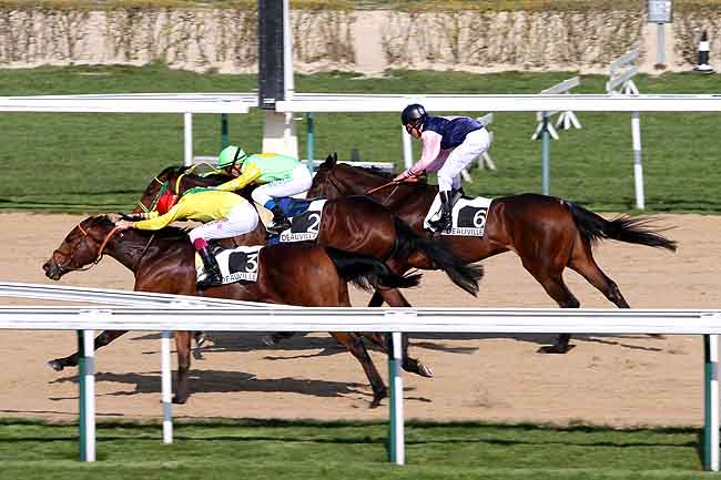 Arrivée quinté pmu PRIX DE CARTERET à DEAUVILLE