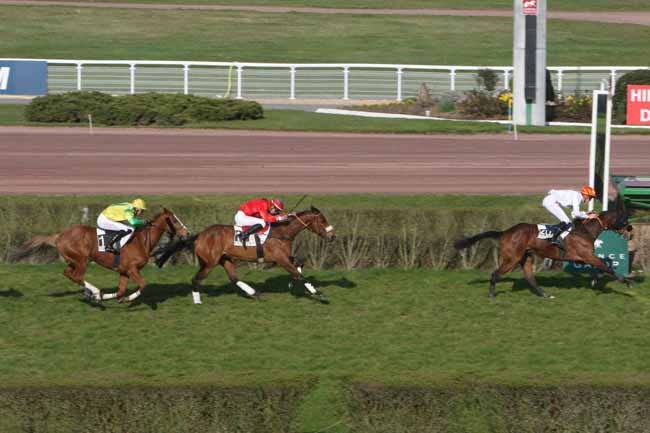 Arrivée quinté pmu PRIX BEAUTE DE COUR à ENGHIEN