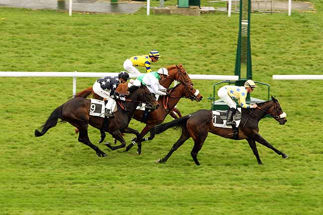 Arrivée quinté pmu PRIX DE LESCAR à SAINT-CLOUD