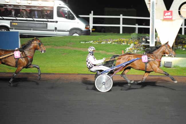 Arrivée quinté pmu PRIX PROSERPINA à PARIS-VINCENNES