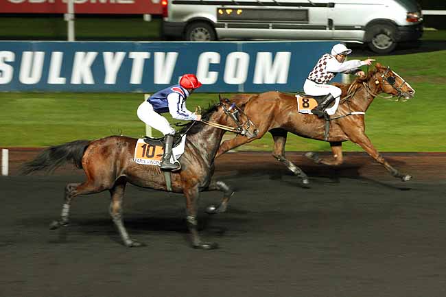 Arrivée quinté pmu PRIX CORNELIA à PARIS-VINCENNES