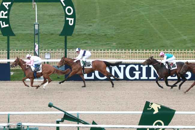 Arrivée quinté pmu PRIX DE LA CHAUSSEE PONTPOINT à CHANTILLY