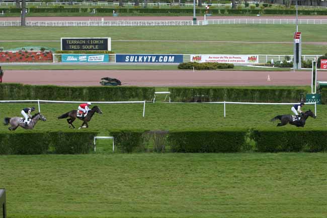 Arrivée quinté pmu PRIX DE MENTON à ENGHIEN