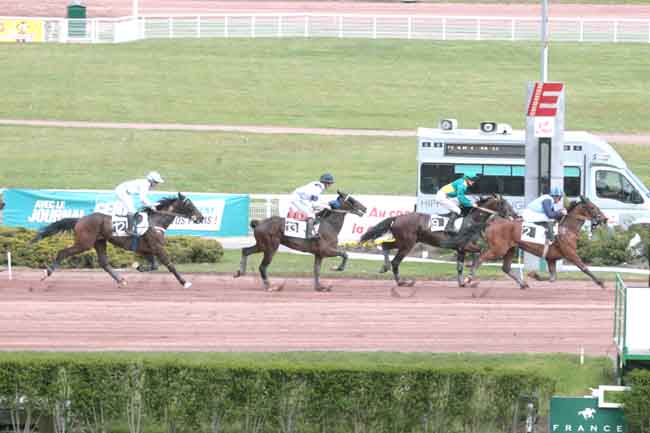 Arrivée quinté pmu PRIX DU PONT DE FLANDRE à ENGHIEN