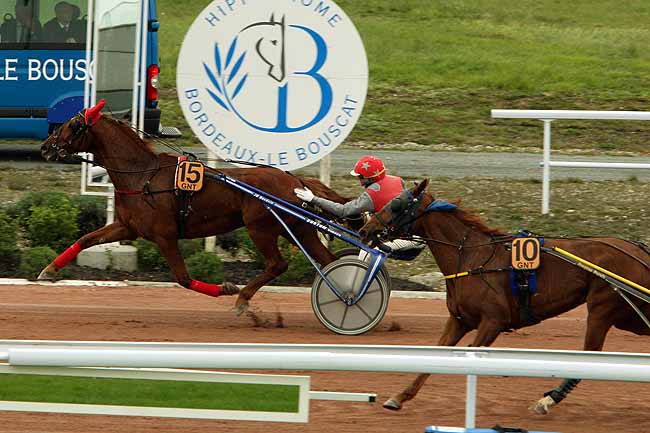 Arrivée quinté pmu 4EME ETAPE DU GRAND NATIONAL DU TROT à BORDEAUX-LE BOUSCAT
