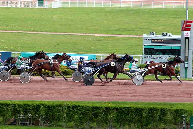 Arrivée quinté pmu PRIX DU PONT LOUIS PHILIPPE à ENGHIEN