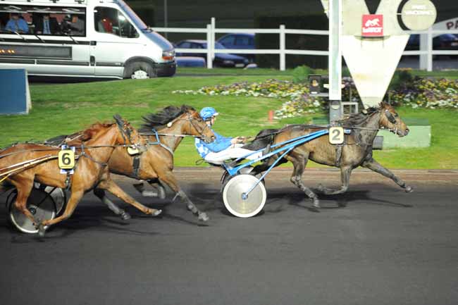 Arrivée quinté pmu PRIX ARACHNE à PARIS-VINCENNES