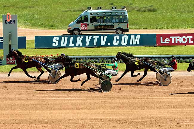 Arrivée quinté pmu PRIX DE CAMBREMER à CAEN
