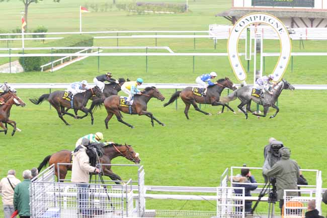 Arrivée quinté pmu PRIX DU CHATEAU DE COMPIEGNE à COMPIEGNE