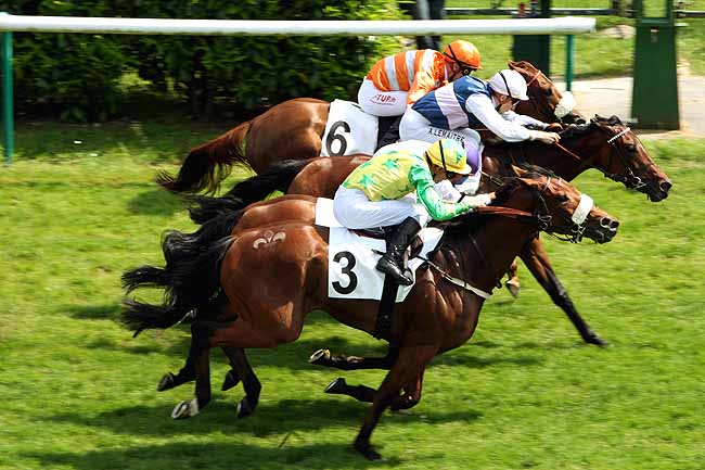 Arrivée quinté pmu PRIX DU SAGITTAIRE à CHANTILLY
