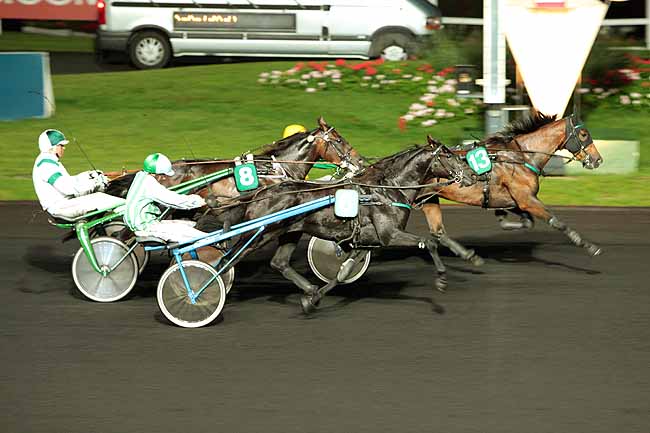 Arrivée quinté pmu PRIX SIRI à PARIS-VINCENNES