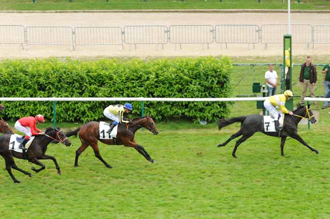 Arrivée quinté pmu PRIX DE LA PLAINE à CHANTILLY