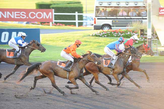 Arrivée quinté pmu PRIX MUTUS à PARIS-VINCENNES