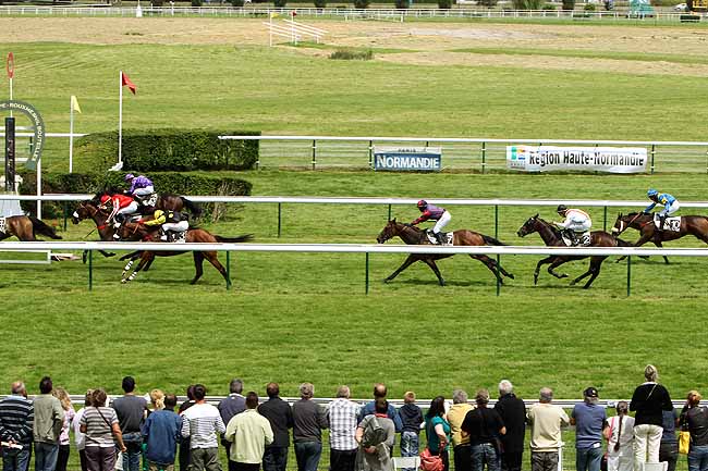 Arrivée quinté pmu PRIX DU 160EME ANNIVERSAIRE DE LA SOCIETE DES COURSES DE DIEPPE à DIEPPE