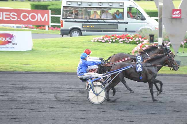 Arrivée quinté pmu PRIX NEMAUSA à PARIS-VINCENNES