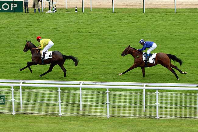 Arrivée quinté pmu PRIX DU VIEUX PONT à DEAUVILLE