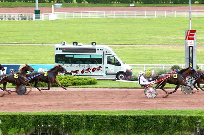 Arrivée quinté pmu PRIX DU MOULIN ROUGE à ENGHIEN