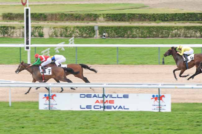 Arrivée quinté pmu PRIX DU COCHET à DEAUVILLE
