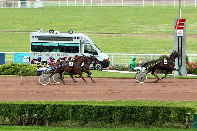 Arrivée quinté pmu PRIX DE L'ARDECHE à ENGHIEN